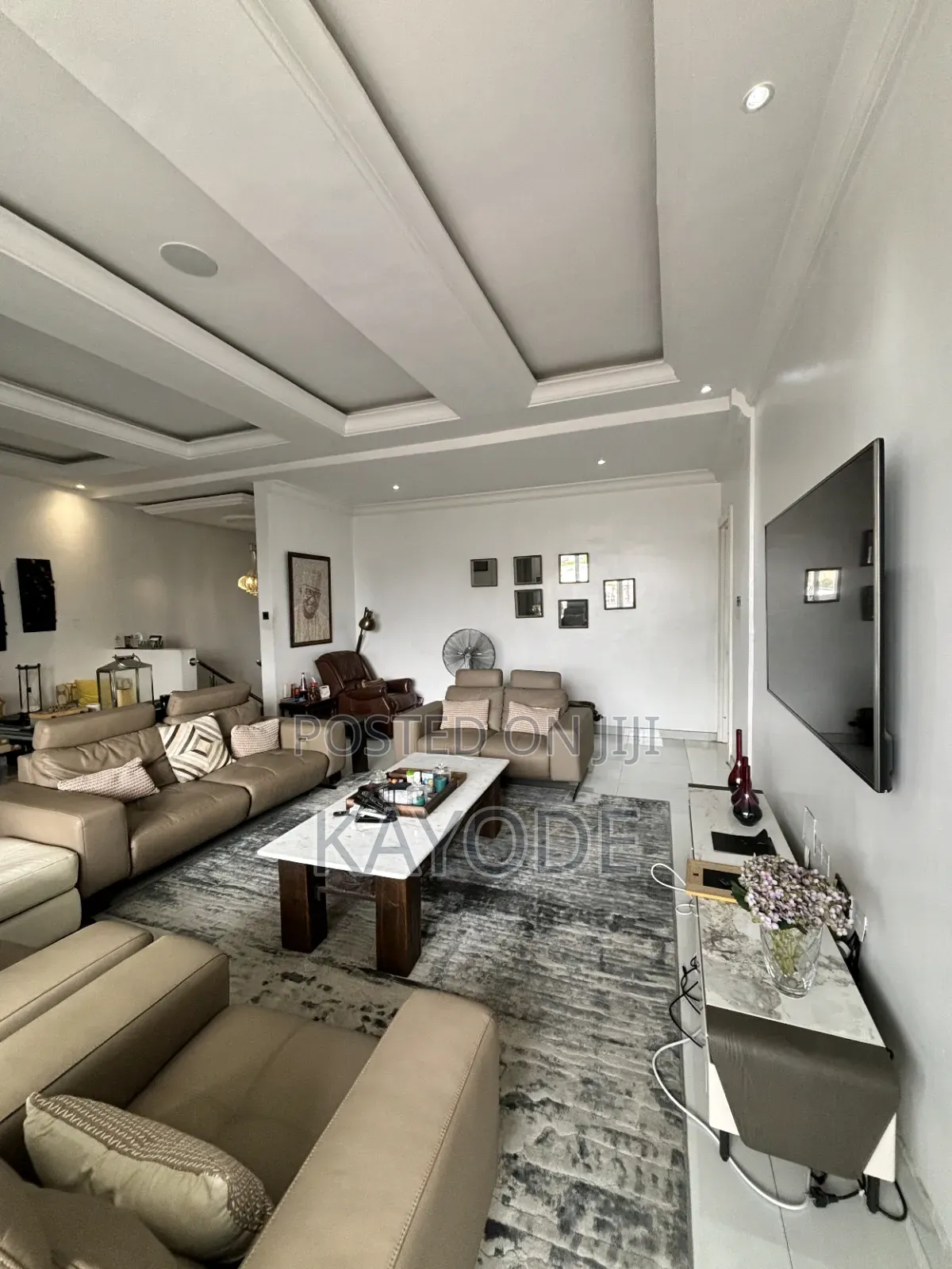 Furnished 5bdrm Maisonette in Ligali Ayorinde for sale in Ligali Ayorinde