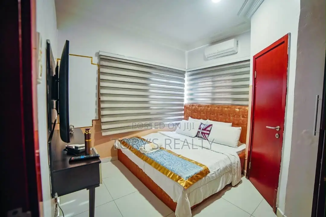 Furnished 1bdrm Apartment in Lekki Phase 1 for rent in Lekki Phase 1