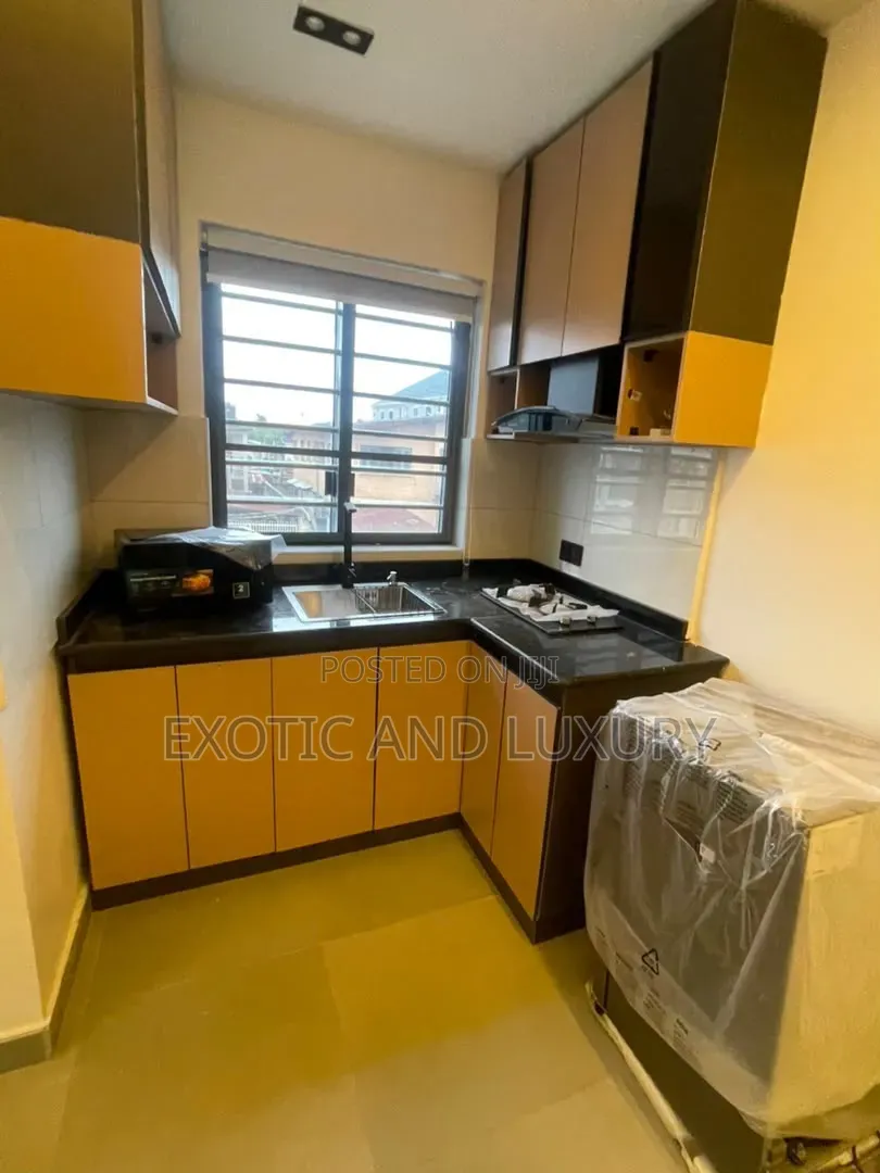 2bdrm Block of Flats in Alagomeji, Sabo / Yaba for rent in Sabo / Yaba