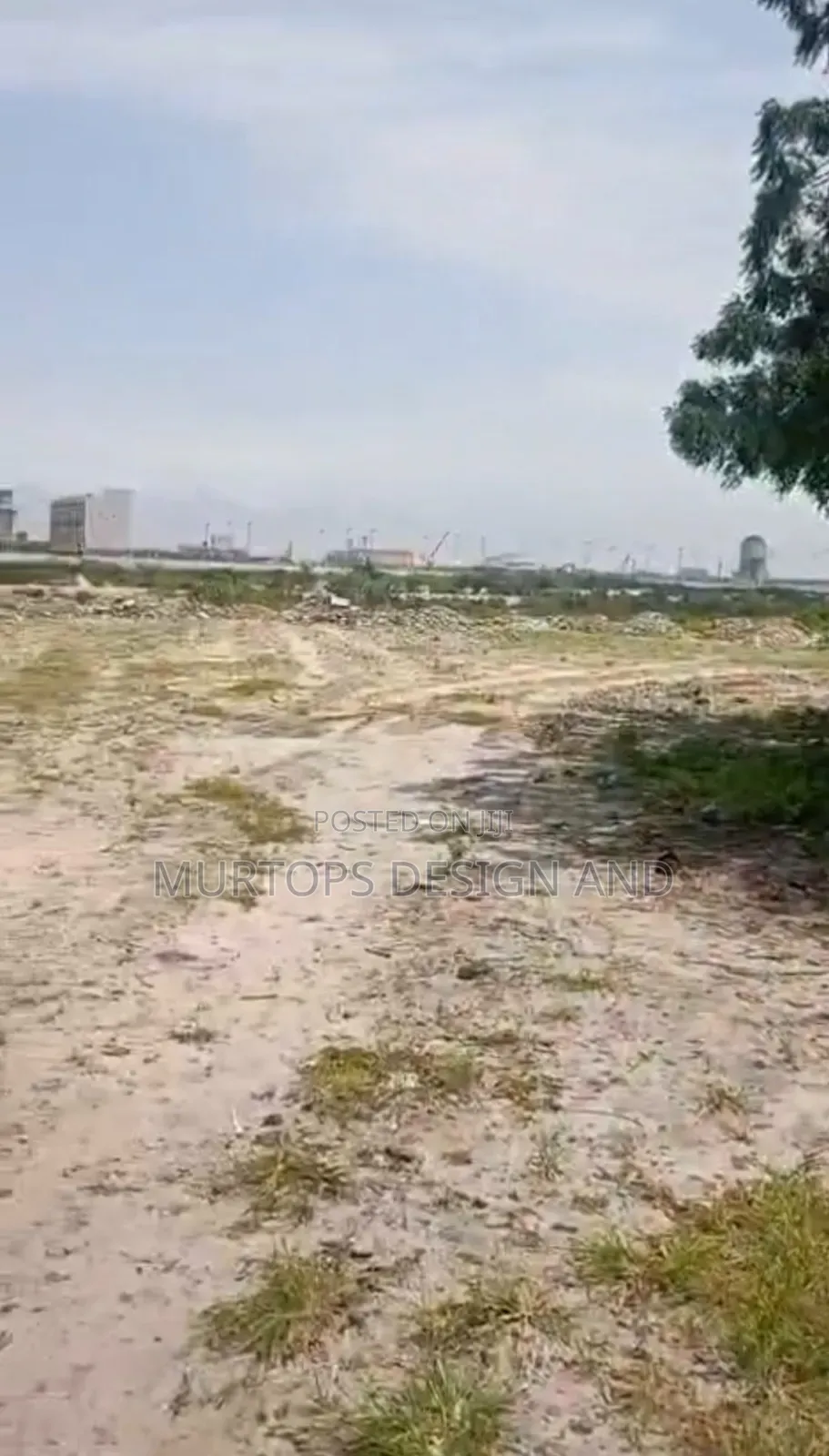 4000sqm Fenced Bare Land at Vict. Island Overlooking Coastal Highway. in Ahmadu Bello Way