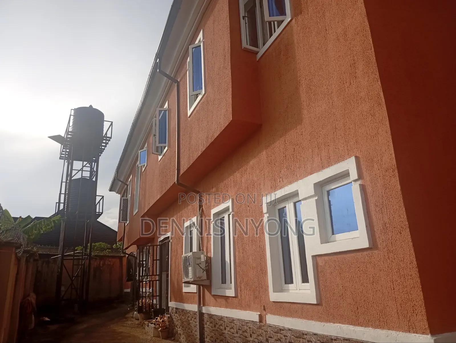 3bdrm Block of Flats in Satellite Town, Calabar for sale in Calabar