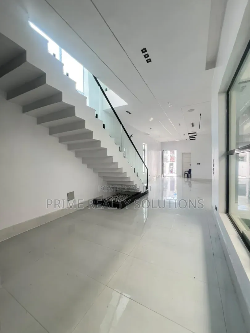 5bdrm Duplex in Ado / Ajah for rent in Ado / Ajah