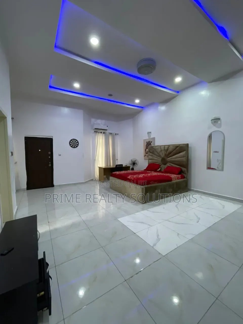Furnished 4bdrm Duplex in Chevron for rent in Chevron