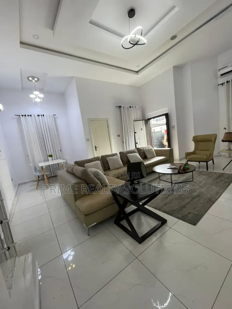 Furnished 4bdrm Duplex in Chevron for rent in Chevron