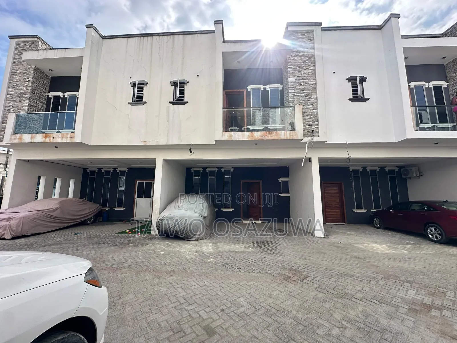 4bdrm Duplex in Ikota for rent in Ikota