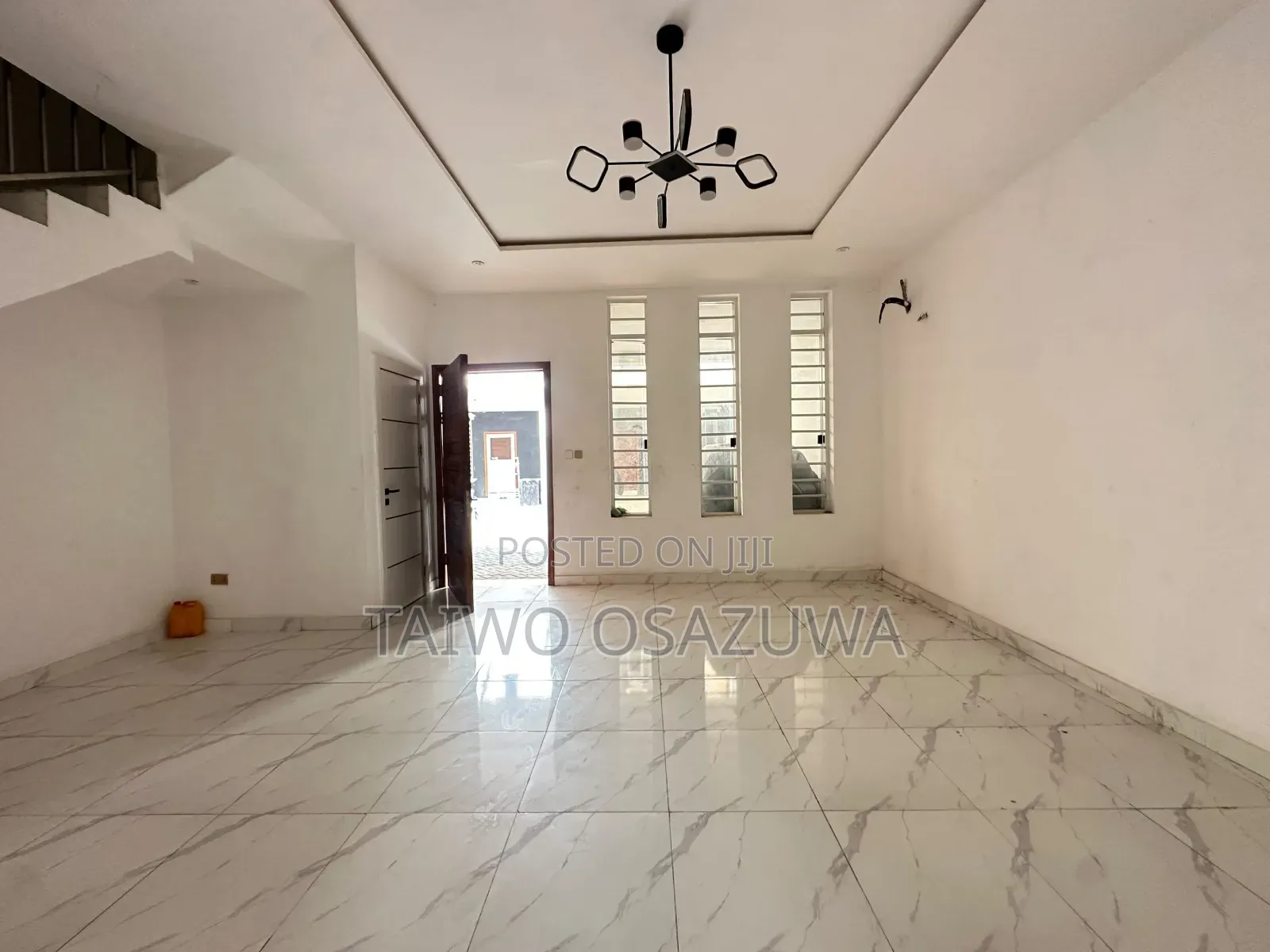 4bdrm Duplex in Ikota for rent in Ikota