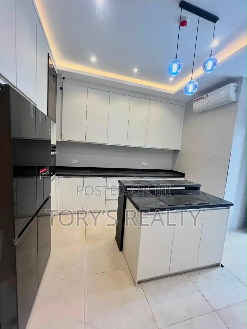 5bdrm Duplex in Ikoyi for sale in Old Ikoyi