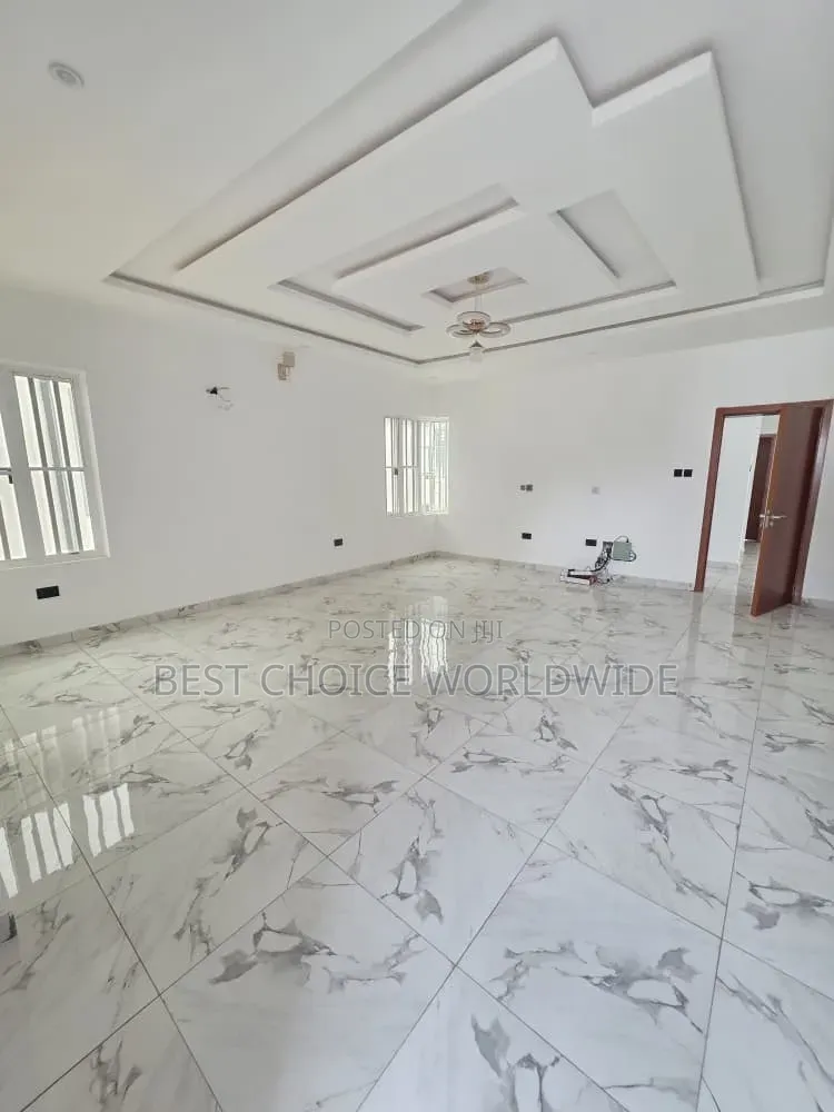 4bdrm Duplex in Carlton Gate Estate, Akobo for rent in Akobo