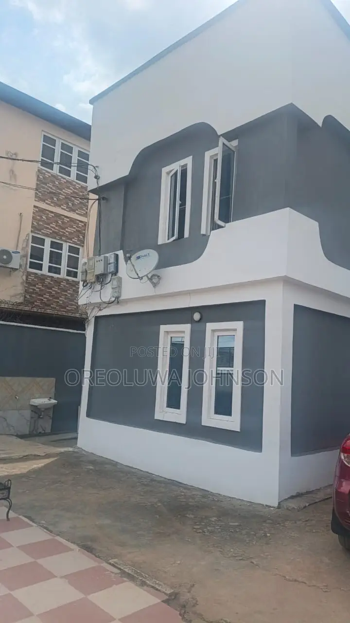 4bdrm Block of Flats in Unity Estate, Egbeda / Egbeda for sale in Egbeda / Egbeda