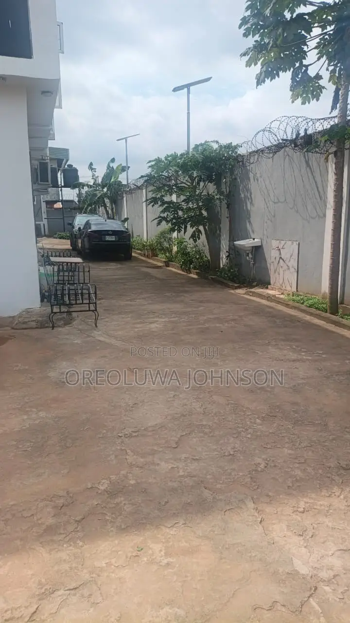 4bdrm Block of Flats in Unity Estate, Egbeda / Egbeda for sale in Egbeda / Egbeda