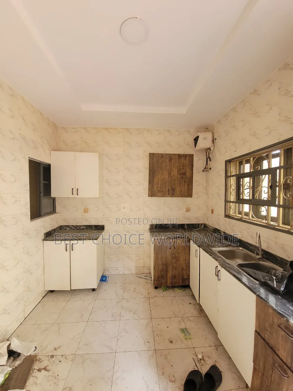 3bdrm Block of Flats in Kolapo Ishola Gra, Akobo for rent in Akobo