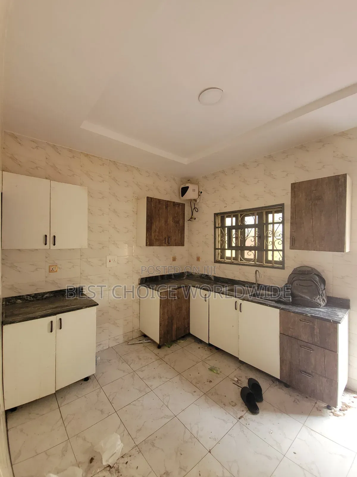 3bdrm Block of Flats in Kolapo Ishola Gra, Akobo for rent in Akobo