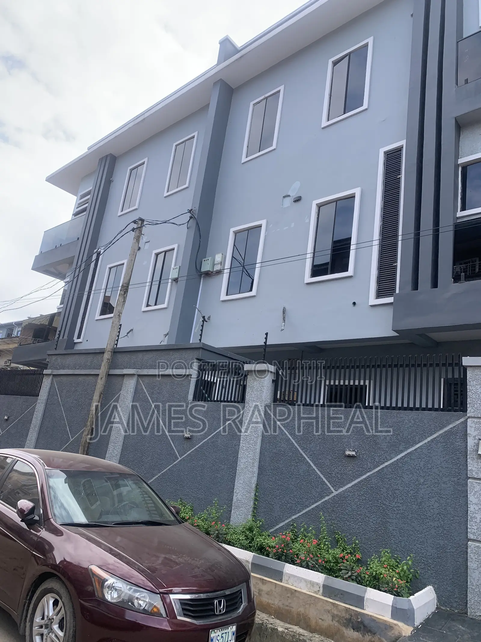 Furnished 4bdrm Duplex in Rb Emerald, Apapa Road for sale in Apapa Road