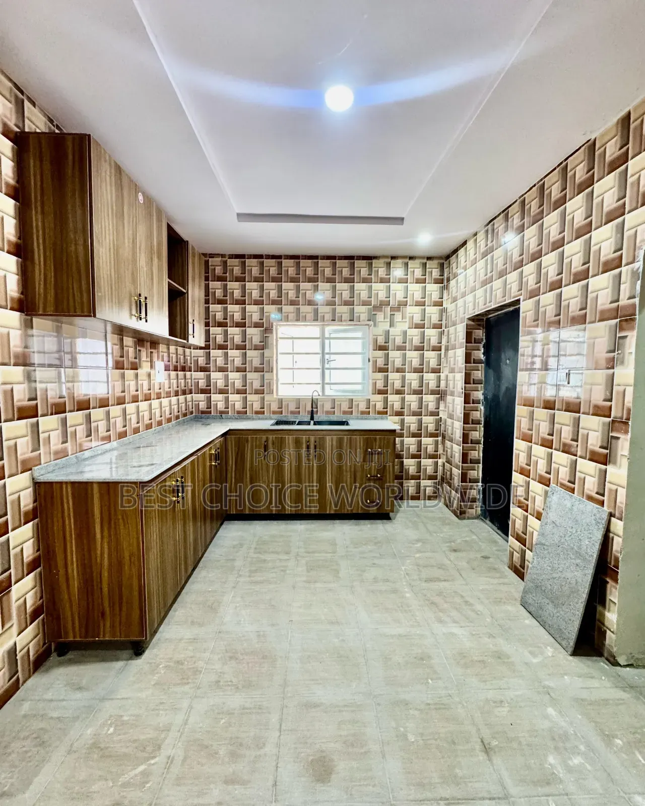4bdrm Duplex in Kolapo Ishola Gra, Akobo for rent in Akobo