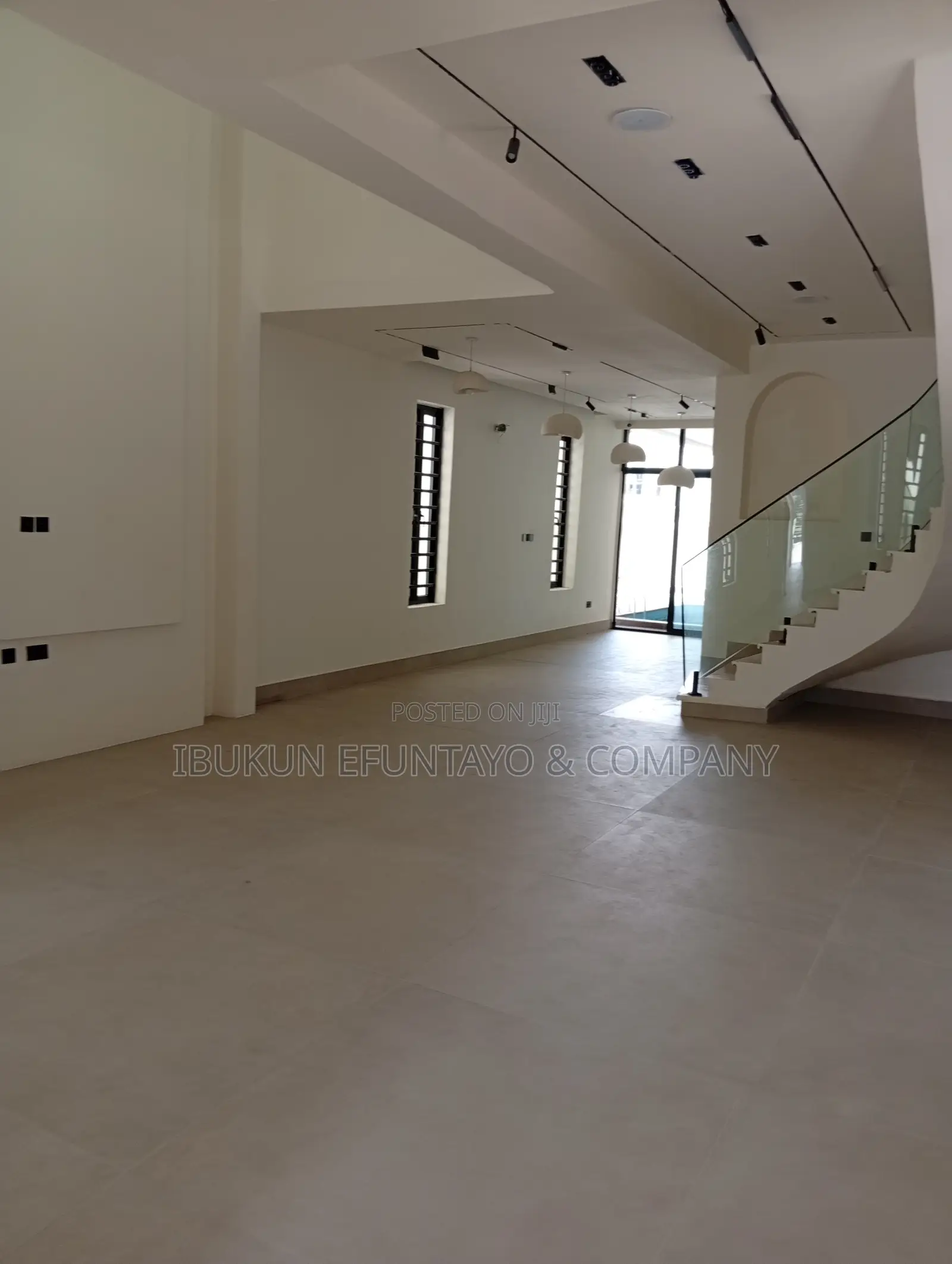 5bdrm Mansion in Belavista Estate, Lekki Phase 1 for sale in Lekki Phase 1