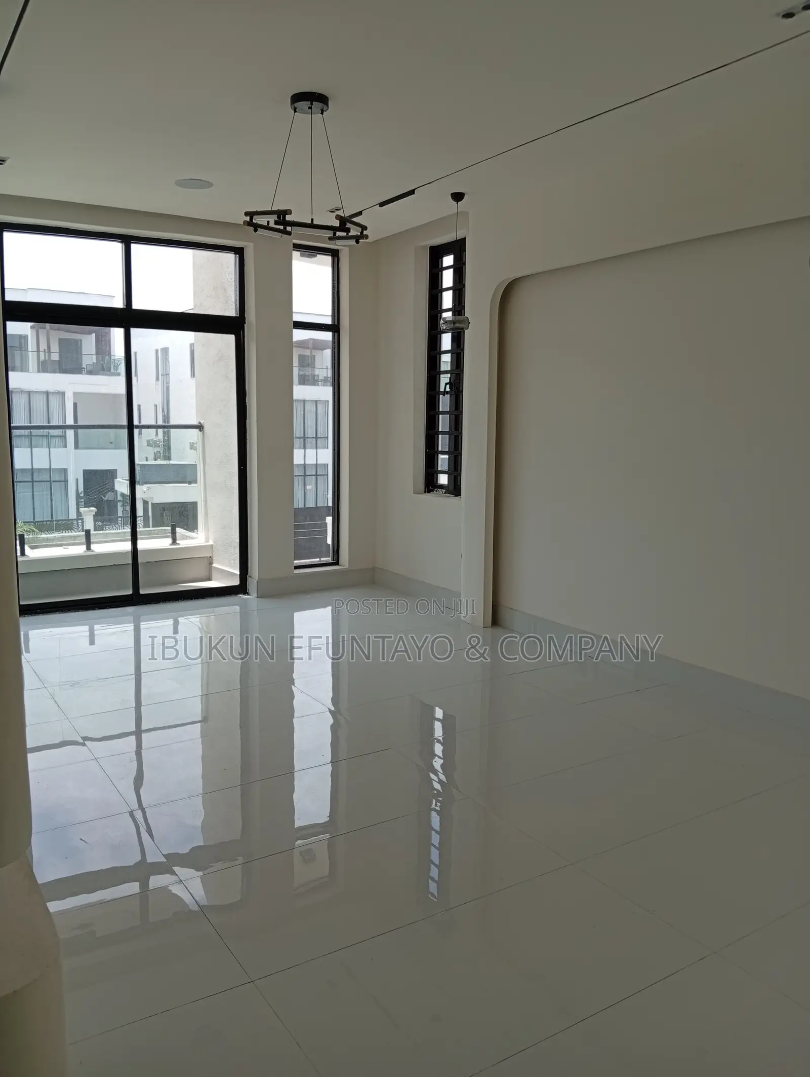 5bdrm Mansion in Belavista Estate, Lekki Phase 1 for sale in Lekki Phase 1