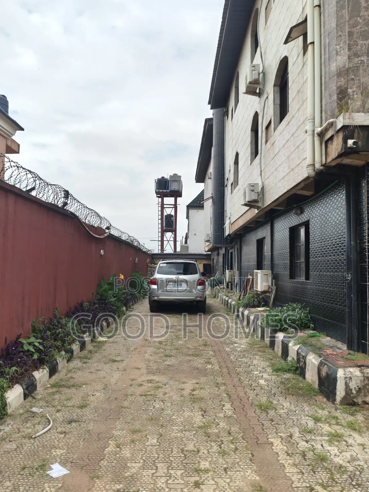 Hotel 20rooms Executive Available for Lease/Sales. in Igando / Ikotun/Igando