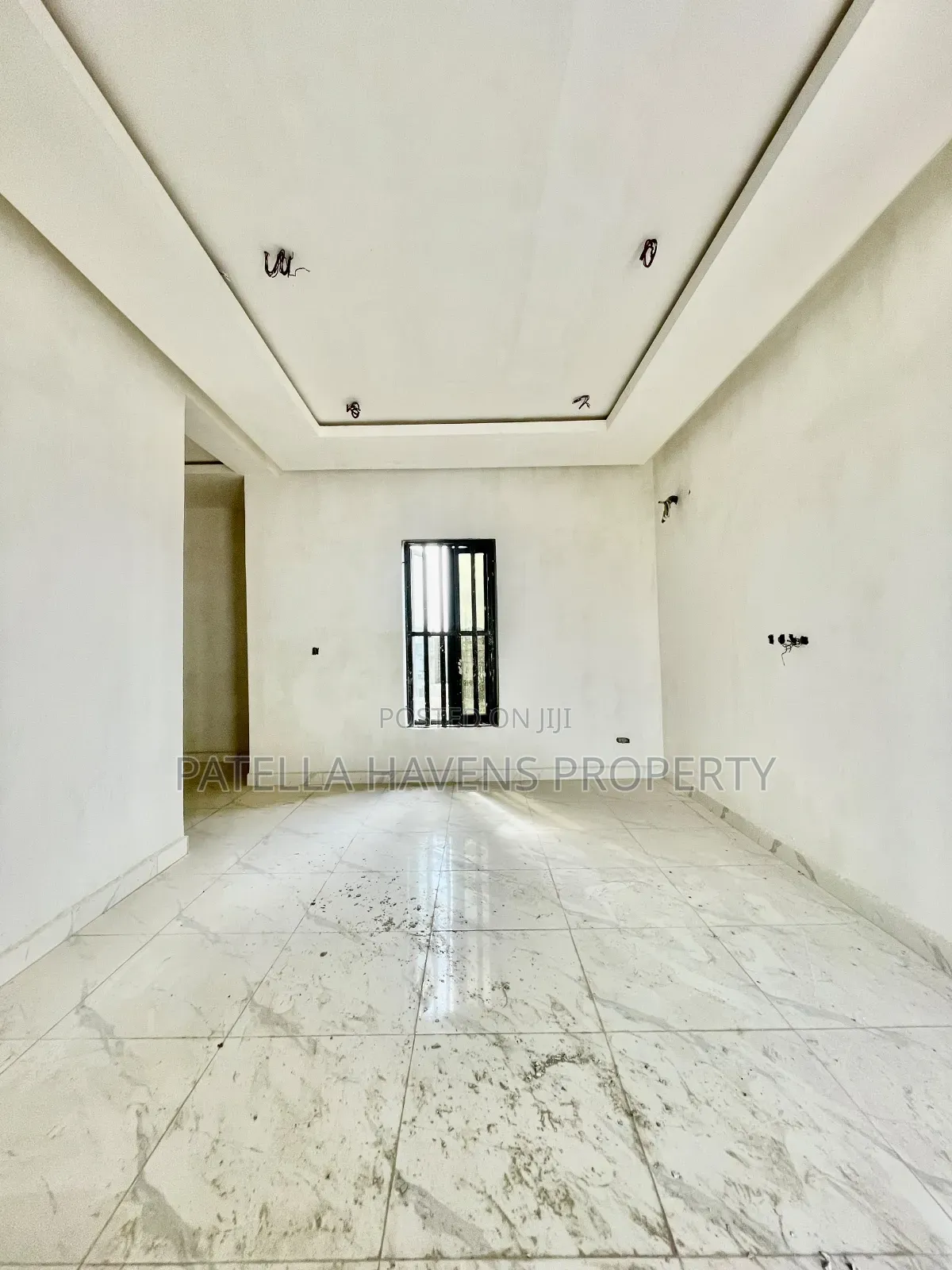 5bdrm Duplex in Jahi for sale in Jahi
