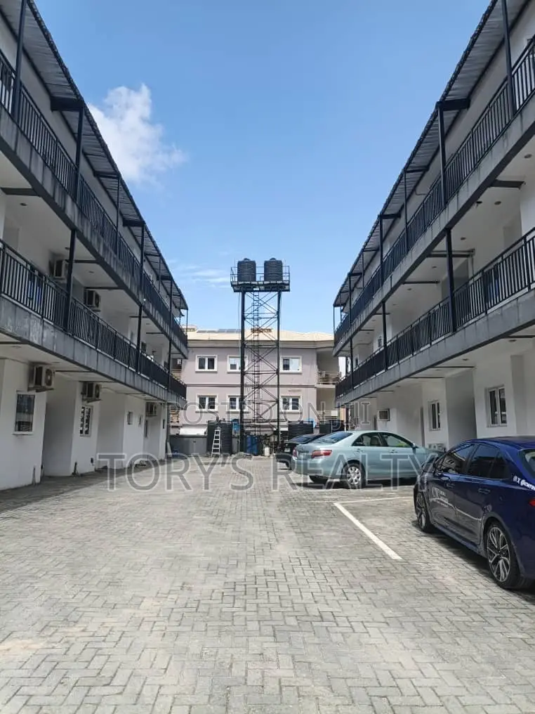 1bdrm Apartment in Lekki Phase 1 for rent in Lekki Phase 1