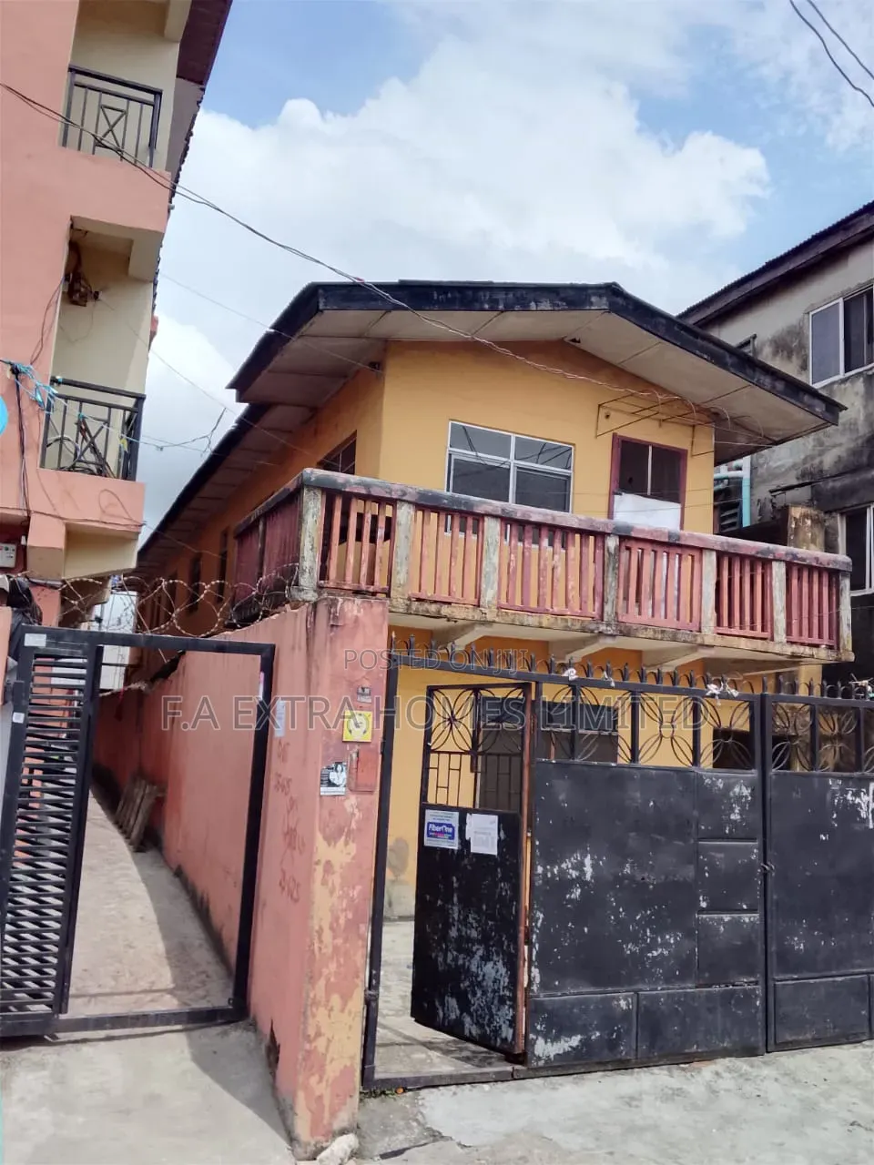 1bdrm Block of Flats in Shomolu / Shomolu for sale in Shomolu / Shomolu