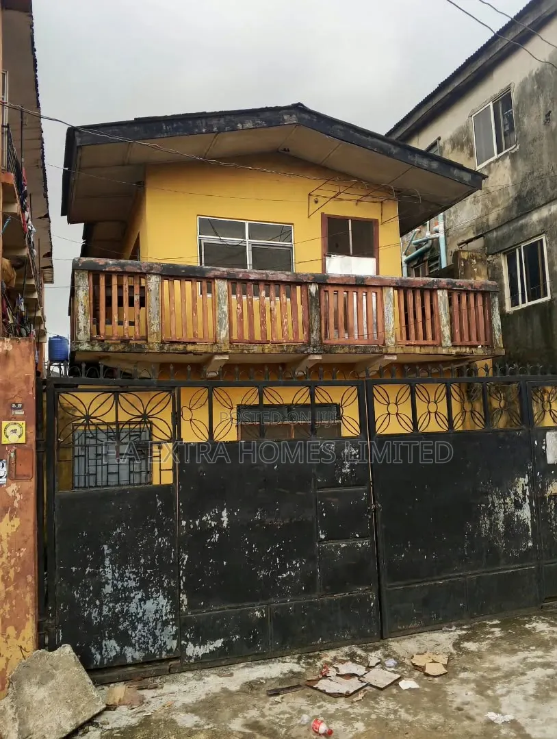 1bdrm Block of Flats in Shomolu / Shomolu for sale in Shomolu / Shomolu