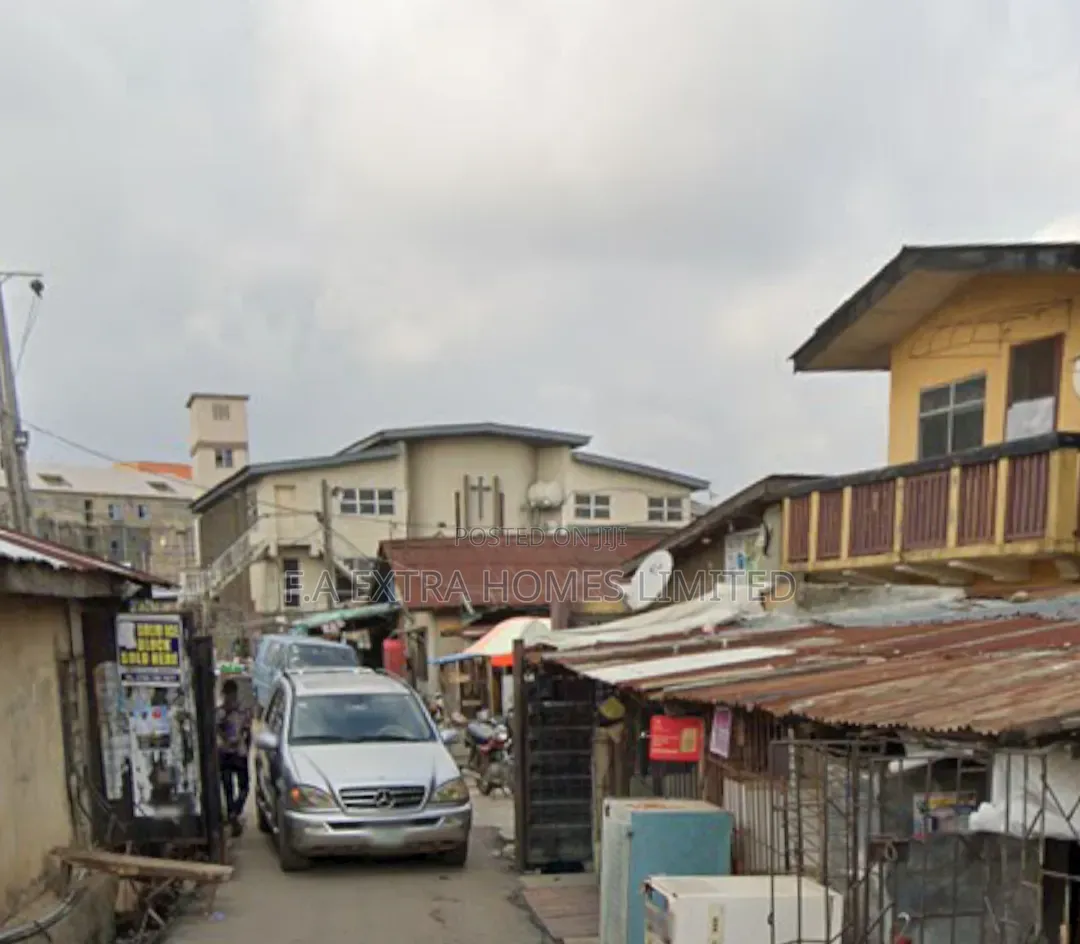 1bdrm Block of Flats in Shomolu / Shomolu for sale in Shomolu / Shomolu