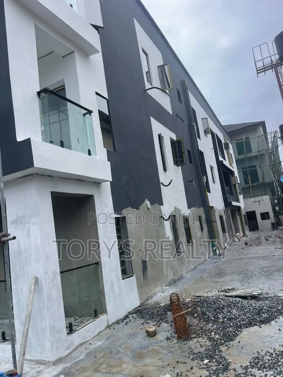 3bdrm Apartment in Lekki Phase 2 for rent in Lekki Phase 2