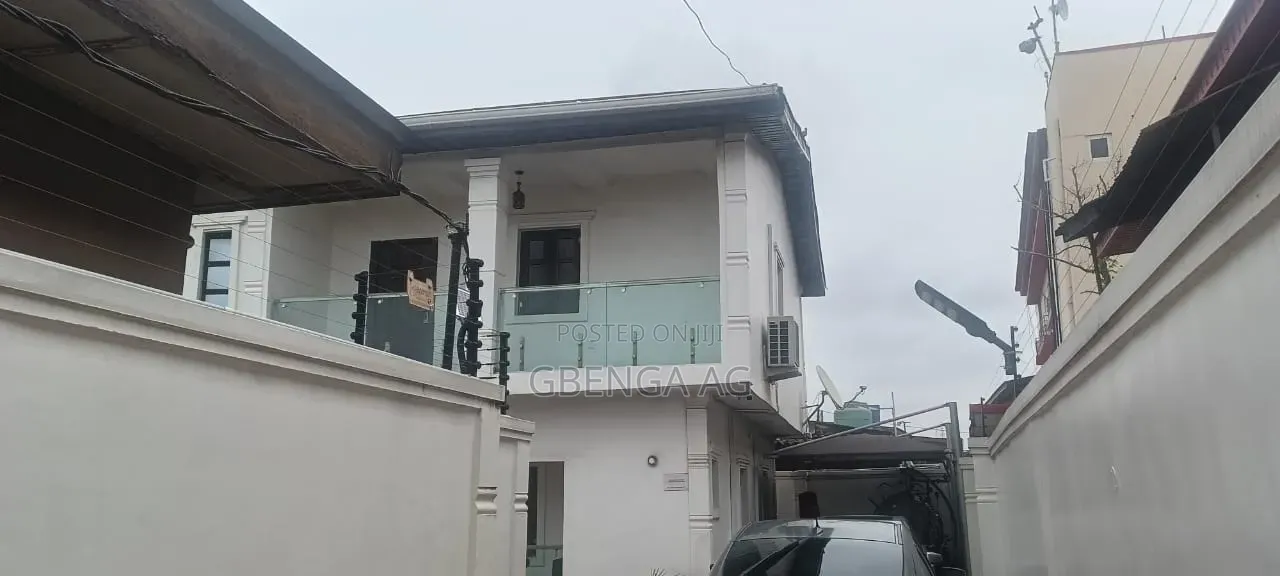 4bdrm Duplex in Iju for sale in Iju
