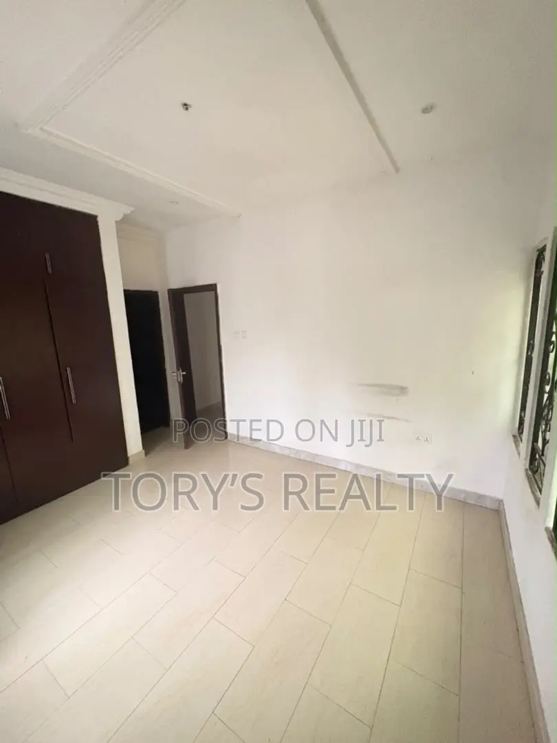 1bdrm Apartment in Lekki Phase 1 for rent in Lekki Phase 1