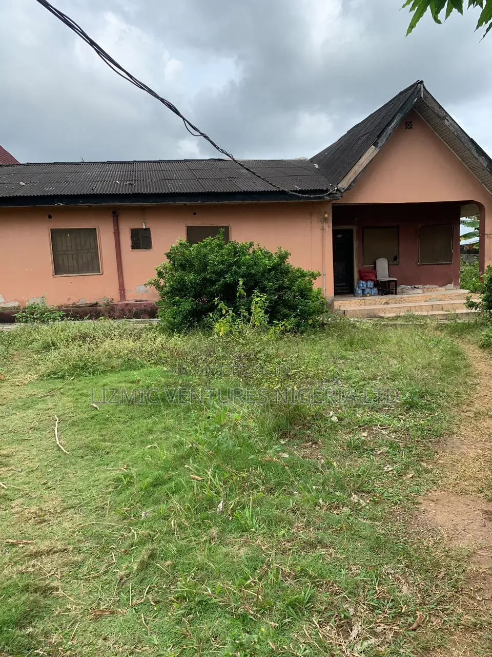 3bdrm Bungalow in Ilepo, Akesan for sale in Akesan