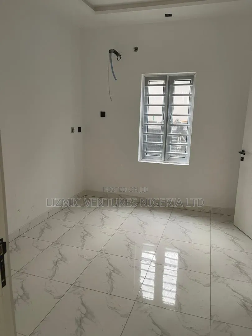 Furnished 5bdrm Duplex in Shonibare Estate for rent in Shonibare Estate