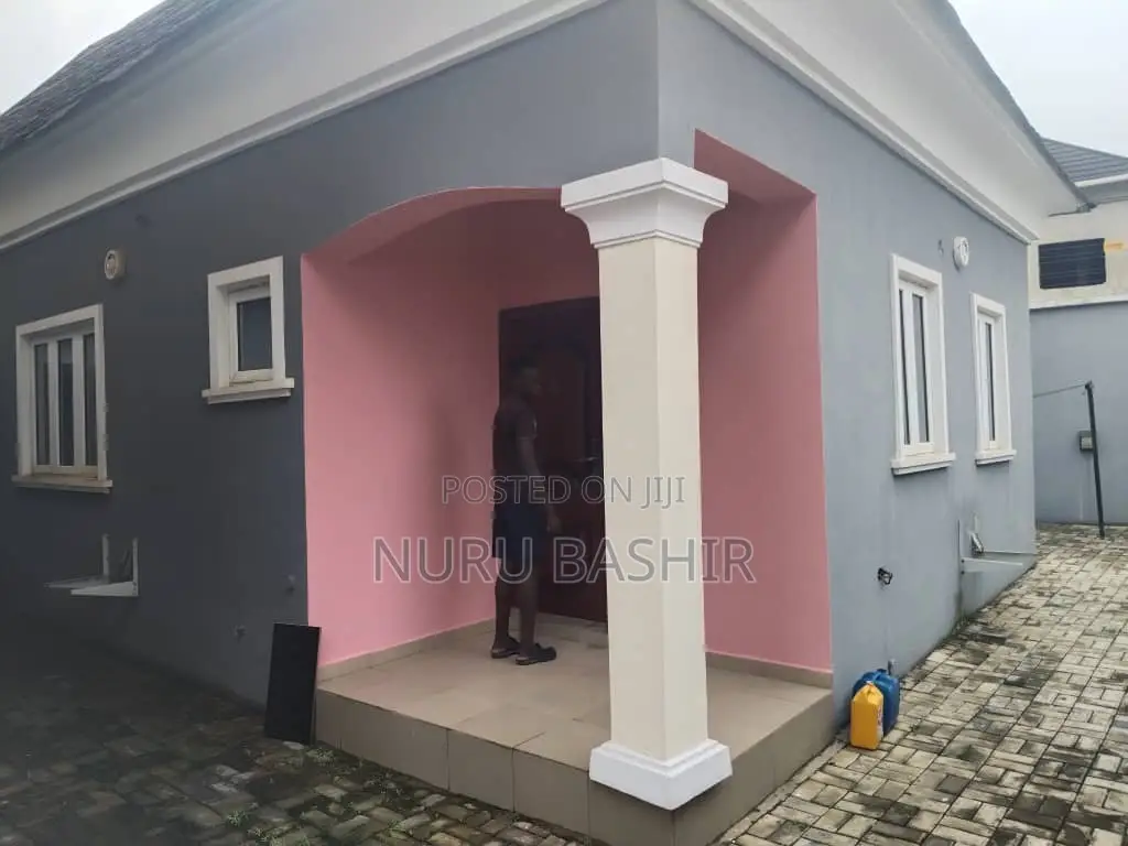 1bdrm Block of Flats in Akobo for rent in Akobo