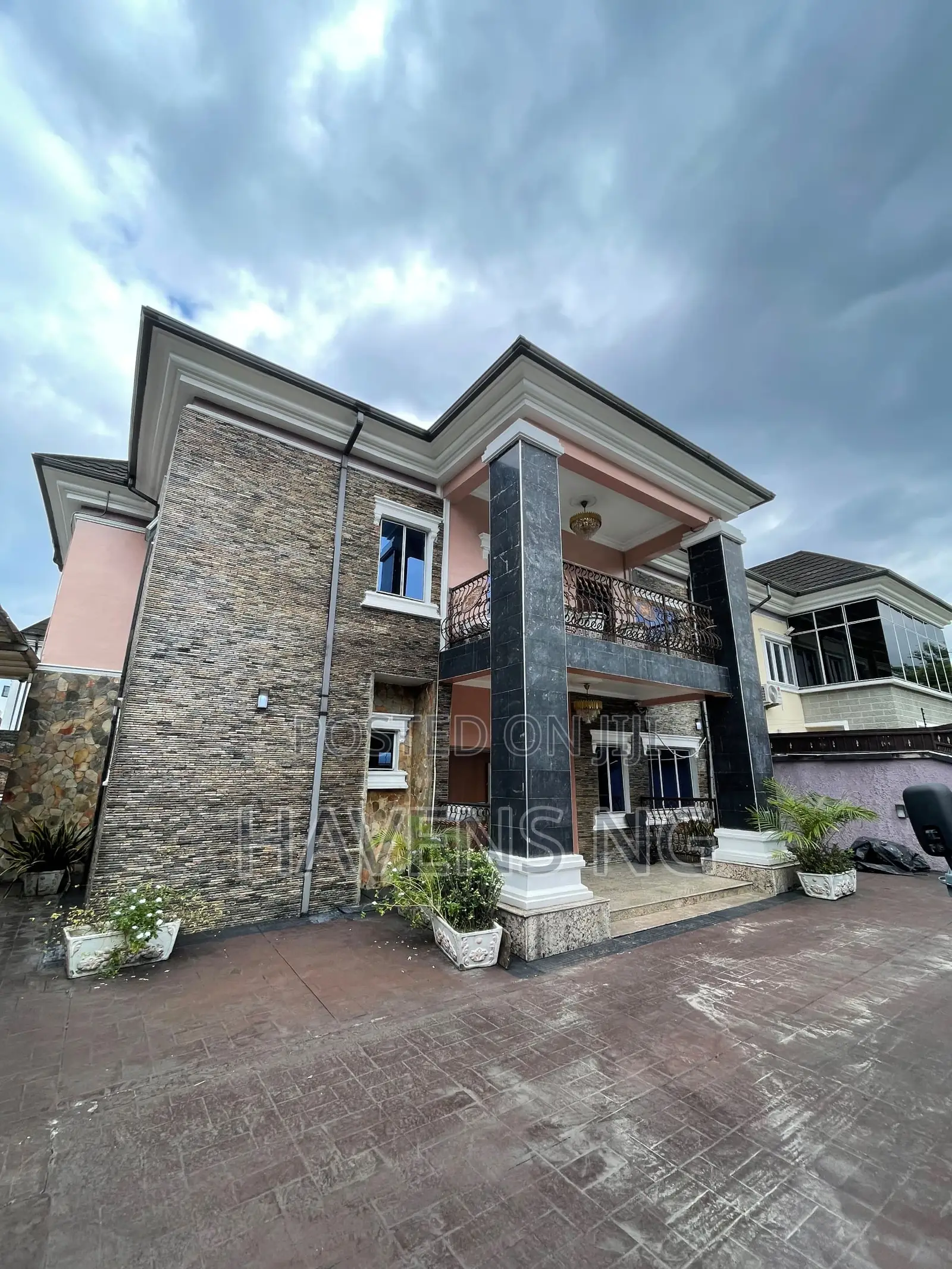 Furnished 4bdrm Duplex in Obio-Akpor for sale in Obio-Akpor