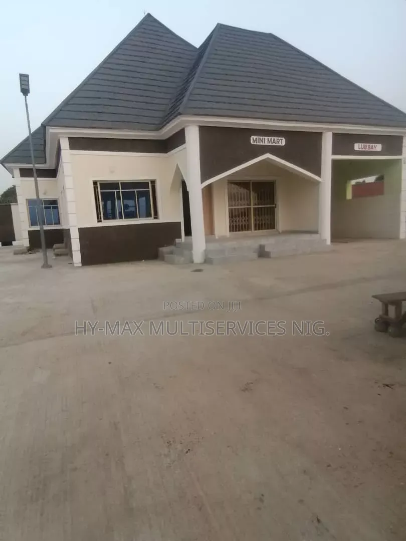 Mega Strategic Filling Station for Lease at Abuja/Kaduna Road, Suleja in Suleja