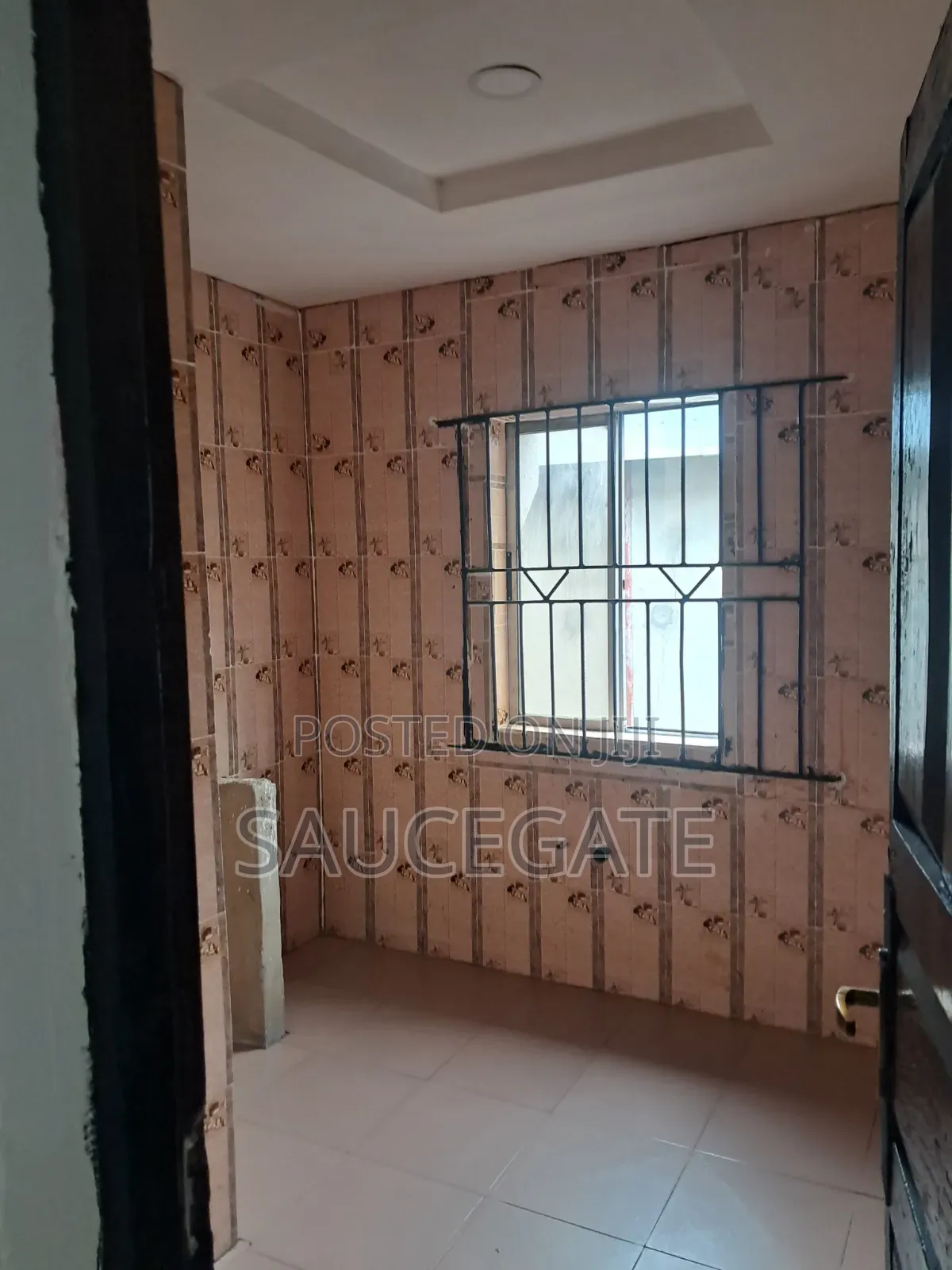 2bdrm Apartment in Old Ojo Under Bridge, Satelite Town for rent in Satelite Town
