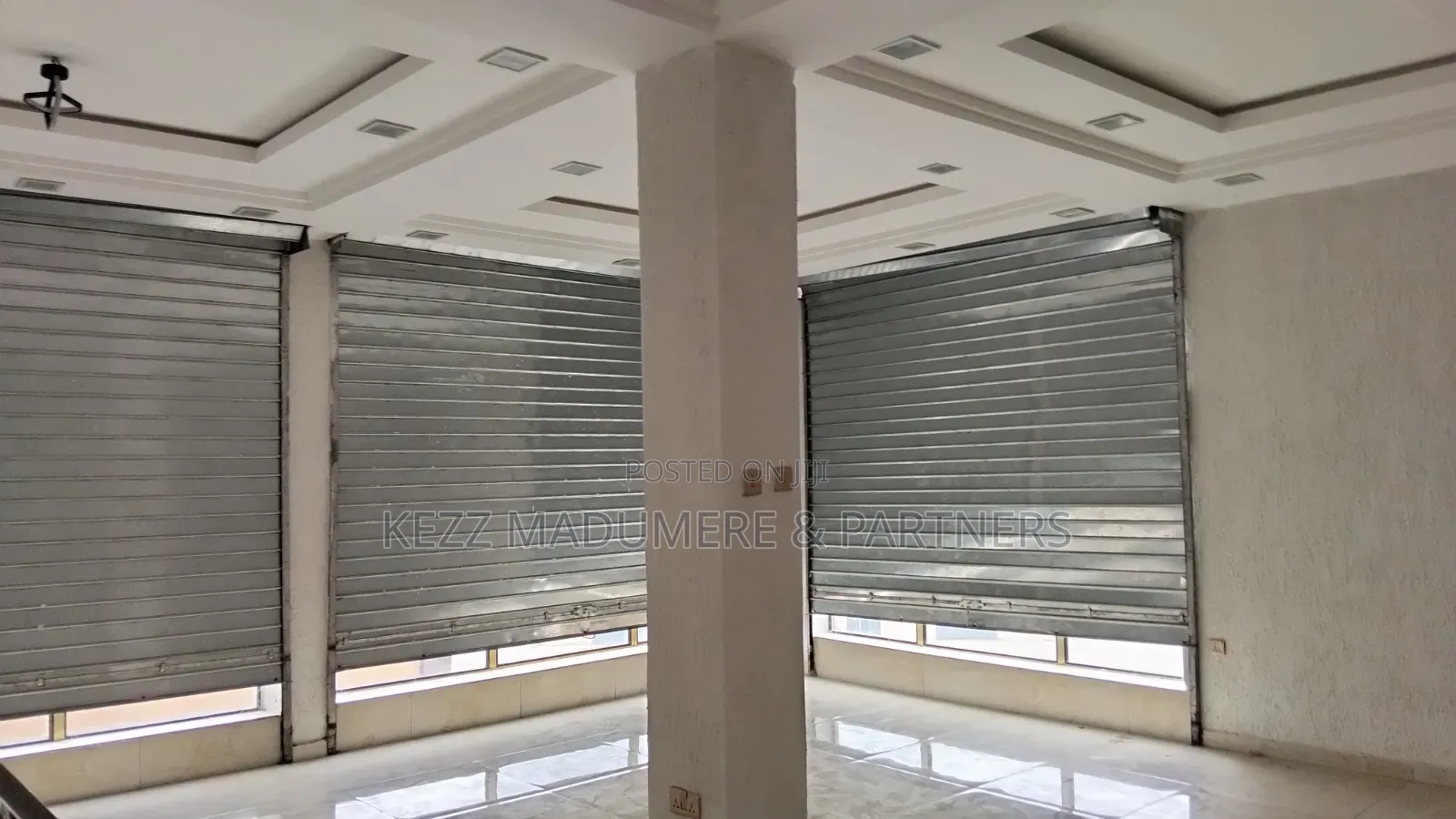 To Let : Standard Duplex Shop at Eliozu , Ph in Port-Harcourt