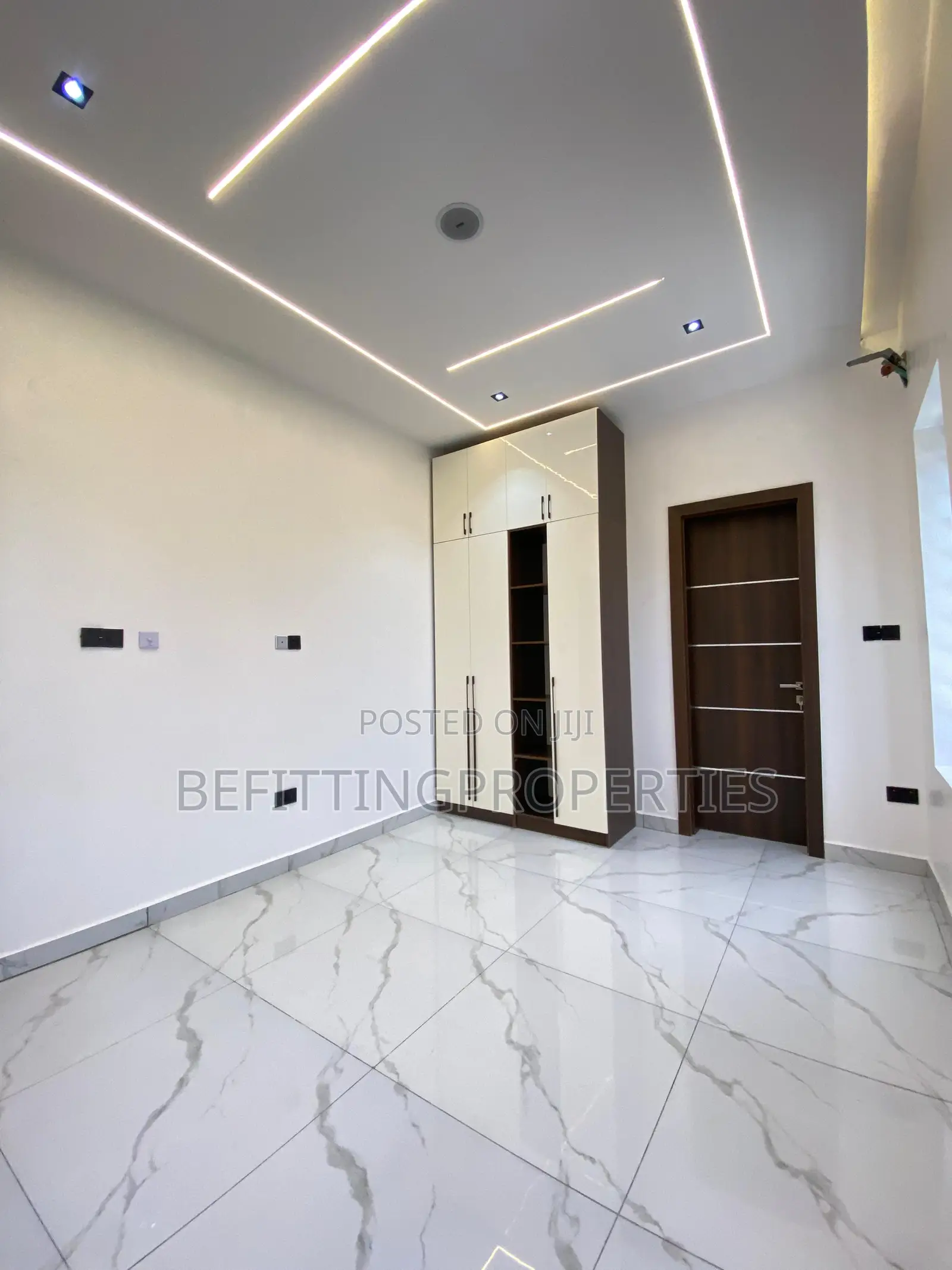 2bdrm Apartment in Ikate for sale in Ikate