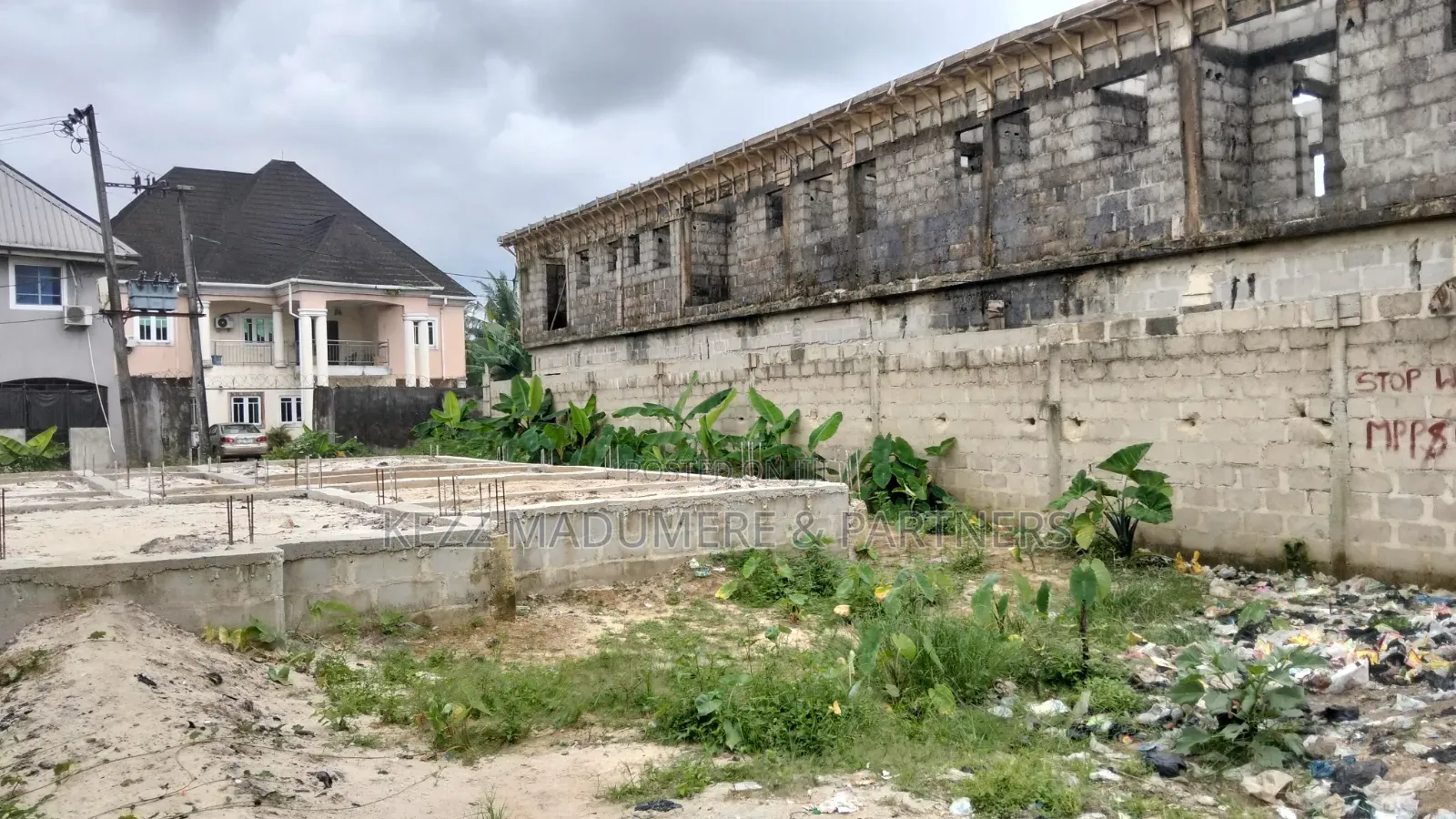 For Sale : Partially Fenced 2 Plots Off g.u.aker Eliozu , Ph in Port-Harcourt