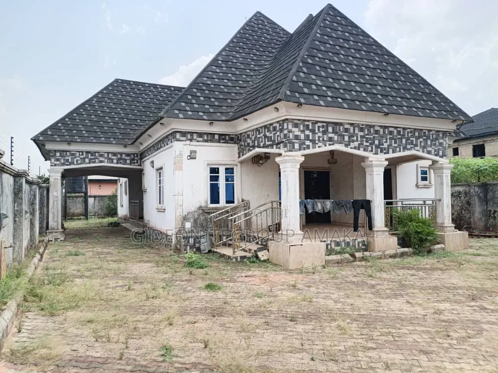 4bdrm Bungalow in Benin City for sale in Benin City