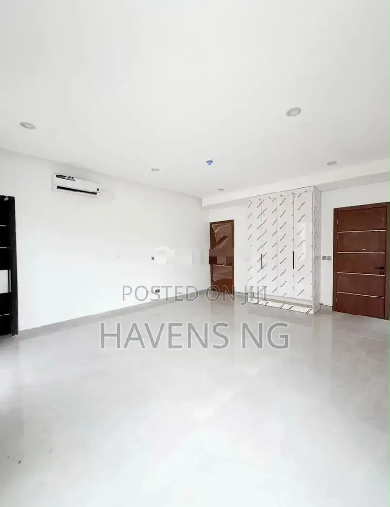 6bdrm Duplex in Old Ikoyi for sale in Old Ikoyi