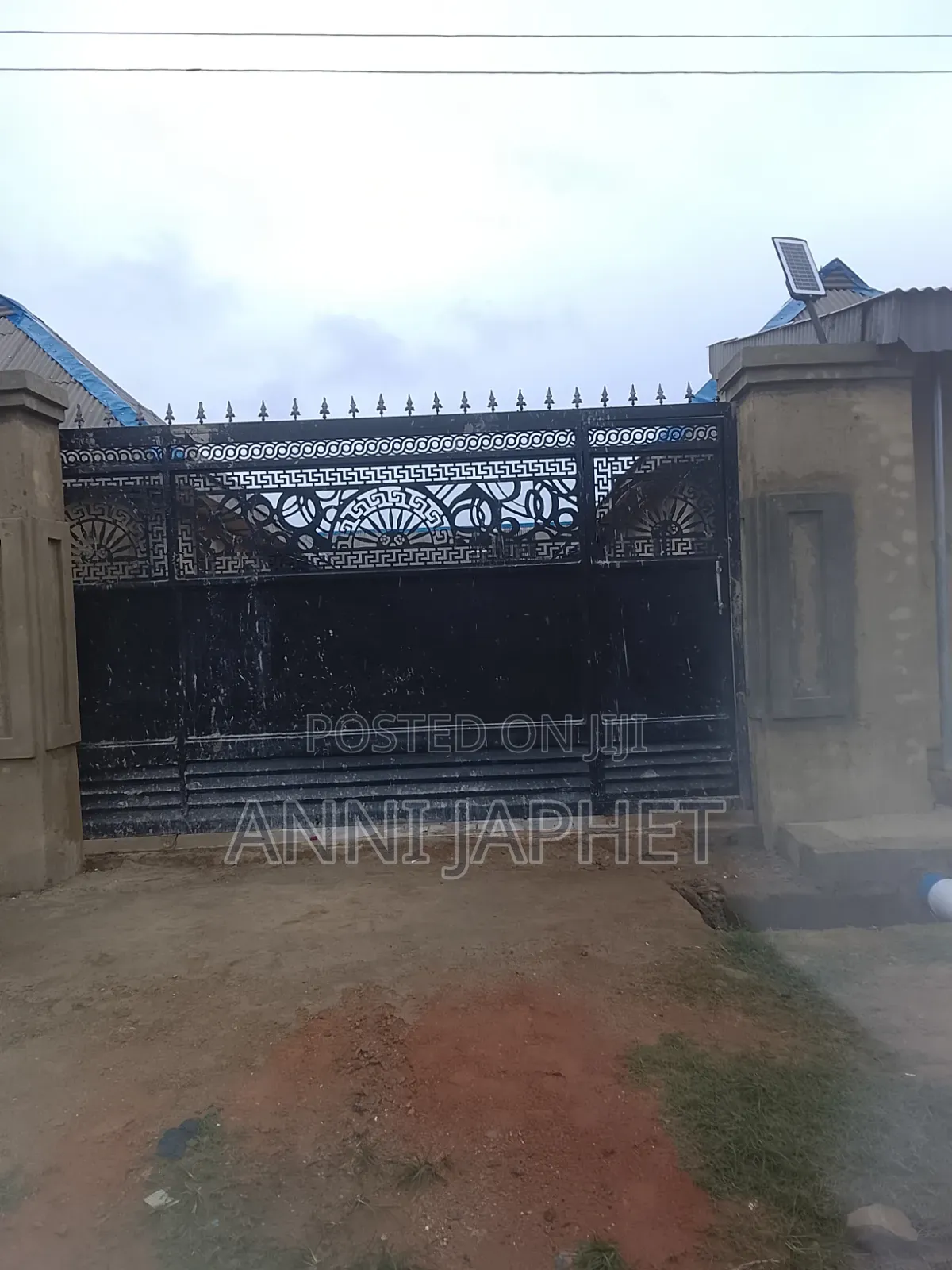 1bdrm Bungalow in Back Of Sheriff, Ikorodu Garage for rent in Ikorodu Garage