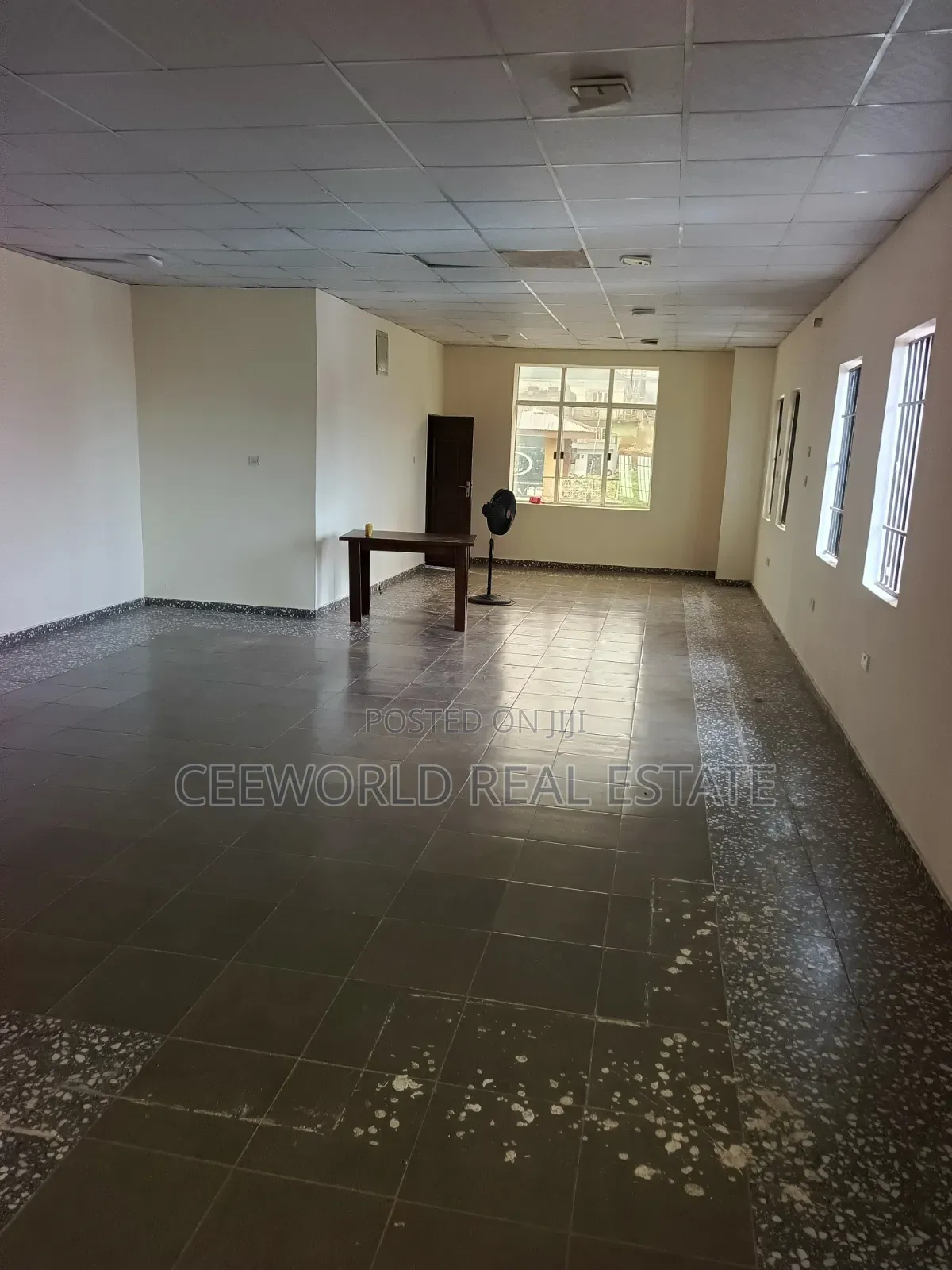 Very Spacious Open Plan Office Space Available at Vertinary Mokola in Adamasingba