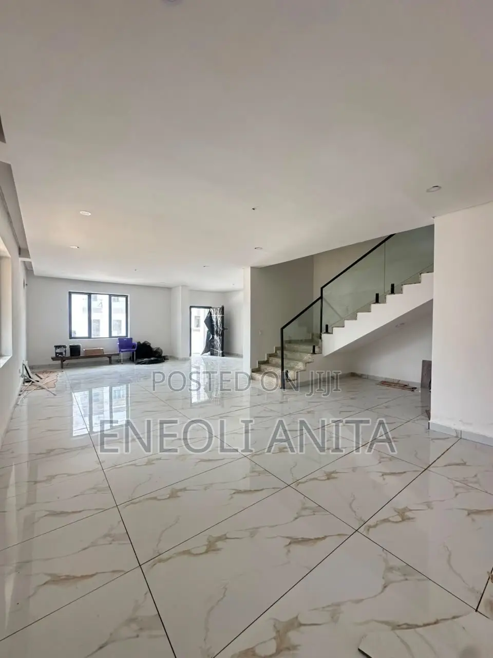 5bdrm Duplex in Life Camp for sale in Life Camp