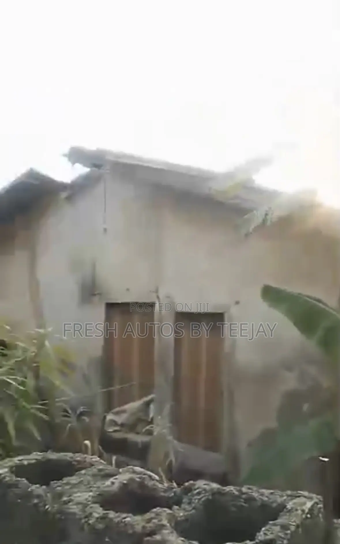 A Demolishable Bungalow on Half Plot for Sale at Akiode in Ojodu