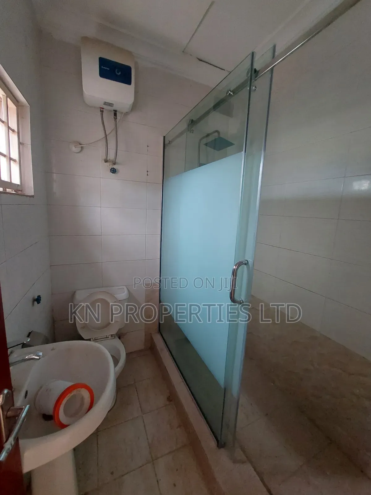 2bdrm Duplex in Airport Road, FHA for rent in FHA
