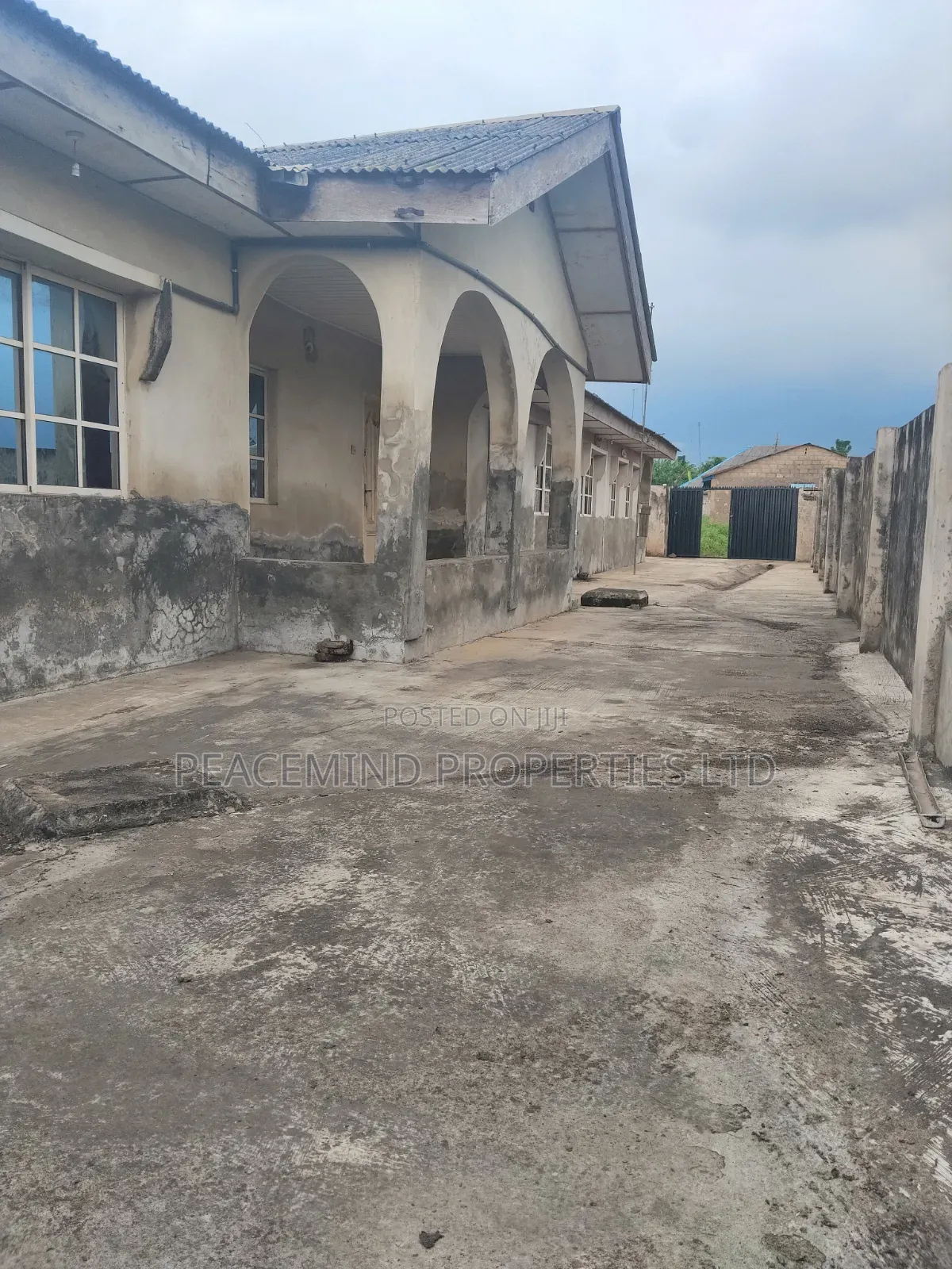 Furnished 3bdrm Bungalow in Ijebu Egbe for sale in Ijebu