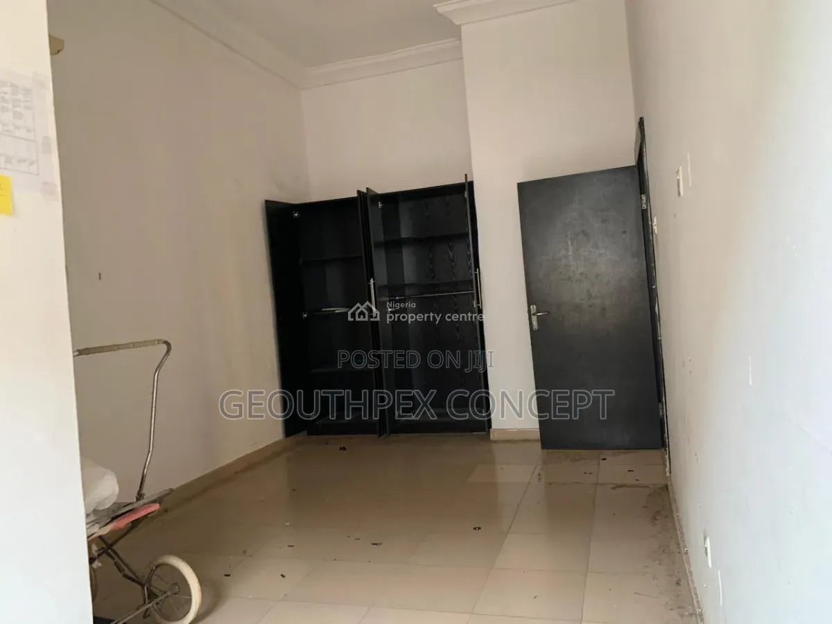 3bdrm Duplex in A3 Estate, Bodija for rent in Bodija