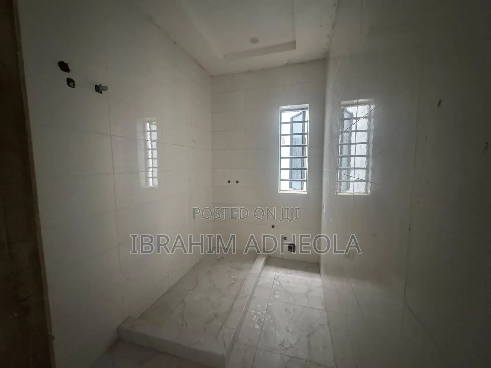 4bdrm Duplex in Ogudu Gra for sale in Ogudu GRA