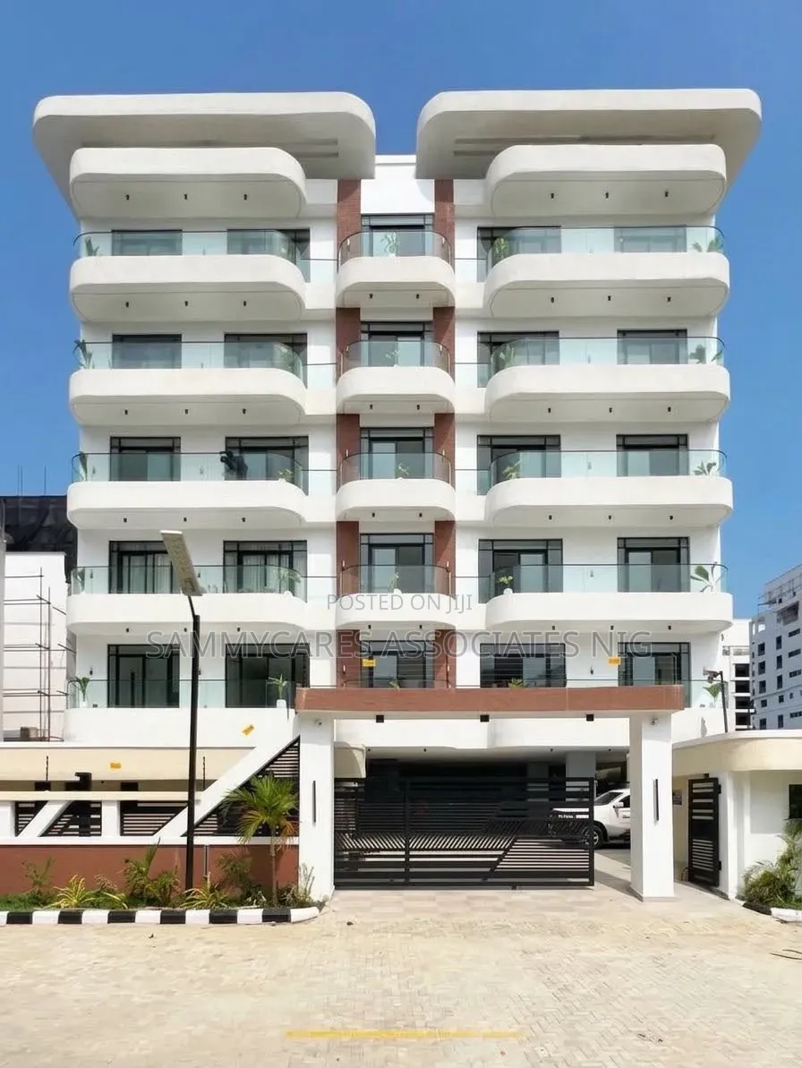 Furnished 3bdrm Apartment in Lekki Phase 1 for sale in Lekki Phase 1