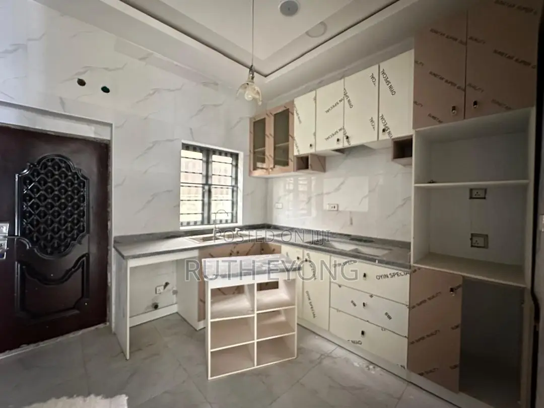 2bdrm Townhouse / Terrace in Orchid Lekki Lagos for rent in Lekki Phase 1